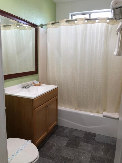 American Inn & Suites LAX Airport image 10