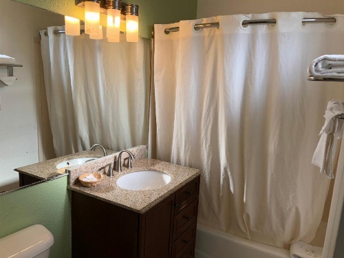 American Inn & Suites LAX Airport image 16